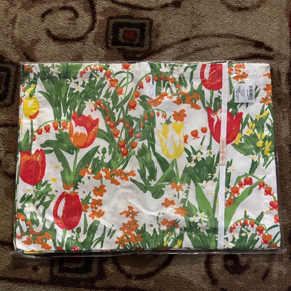 Tory Burch Floral Garden Placemats Set of Four Style #60899 NWT